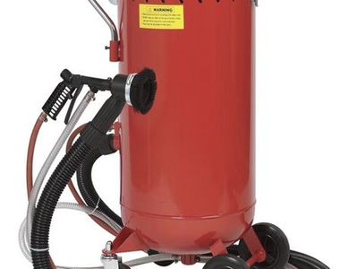 Sand Blaster Abrasive Blaster NEW