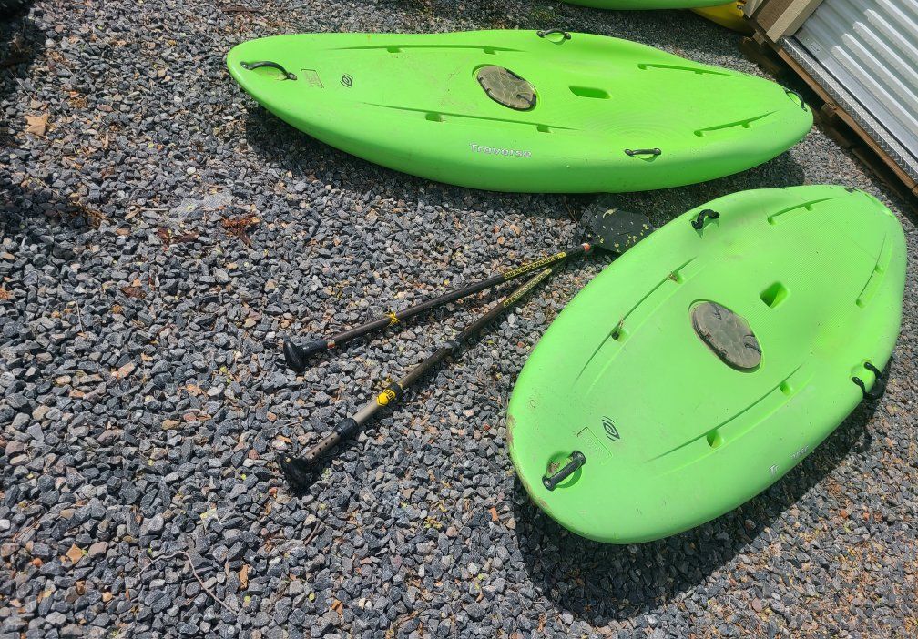 lifetime 300lb capacity paddle board