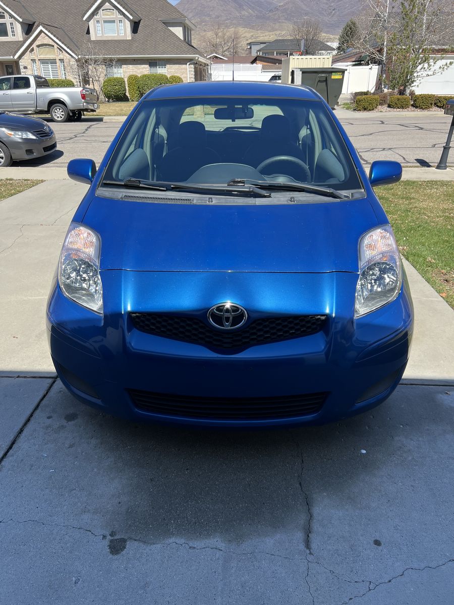 2009 TOYOTA YARIS Base