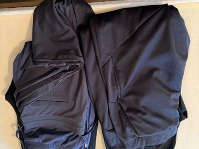 Lot of 5 pairs Men's Activewear Pants and Sweatpants size Large to Extra Large