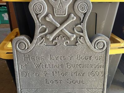 Disney Hocus Pocus Billy Butcherson Tombstone