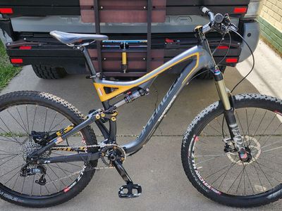 Specialized stumpjumper comp 26in wheels