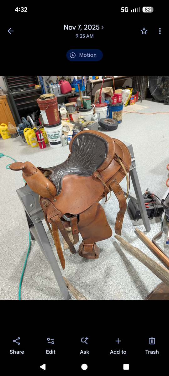 Keyston15" Saddle 