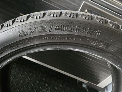 Full set with one season on them. 315/40-21 and 275/40-21