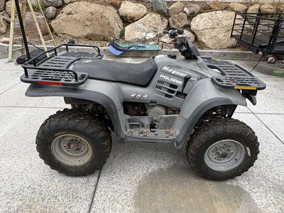 Polaris Magnum 325 2x4 ATV