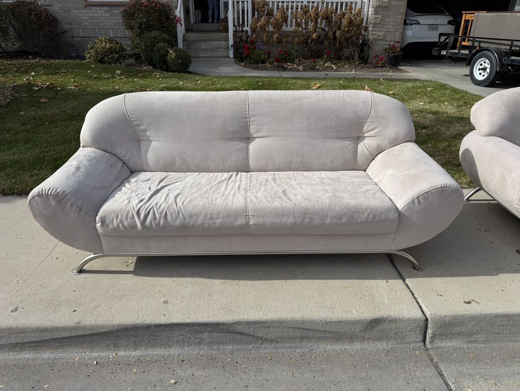 EQ3 Modern Microfiber Couch & Love Seat