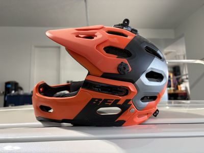 Brand new bell full face convertible helmet, size medium.