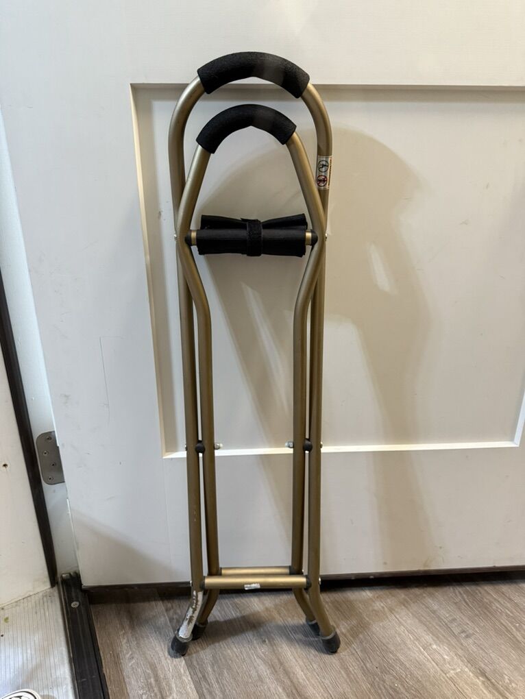 Cane With Sling seat.