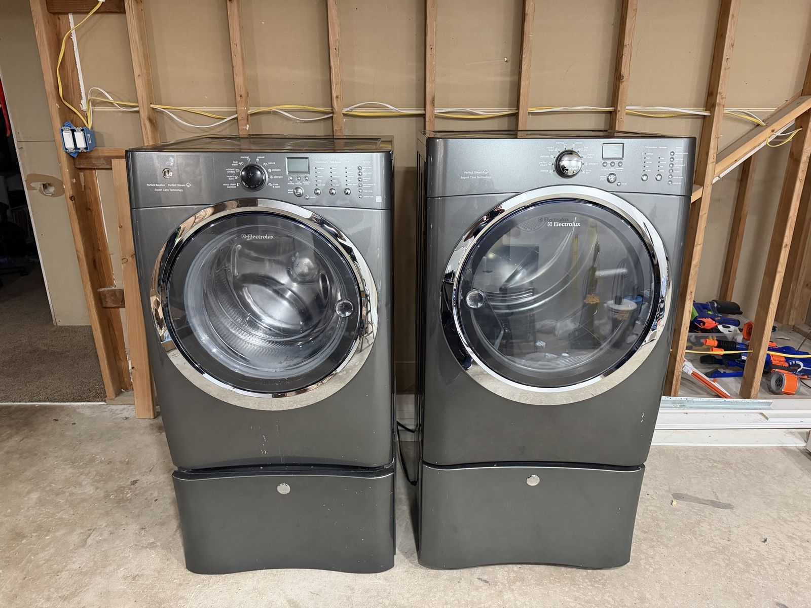 Electrolux Front Load Washer and Dryer Set with Pedestals - Silver