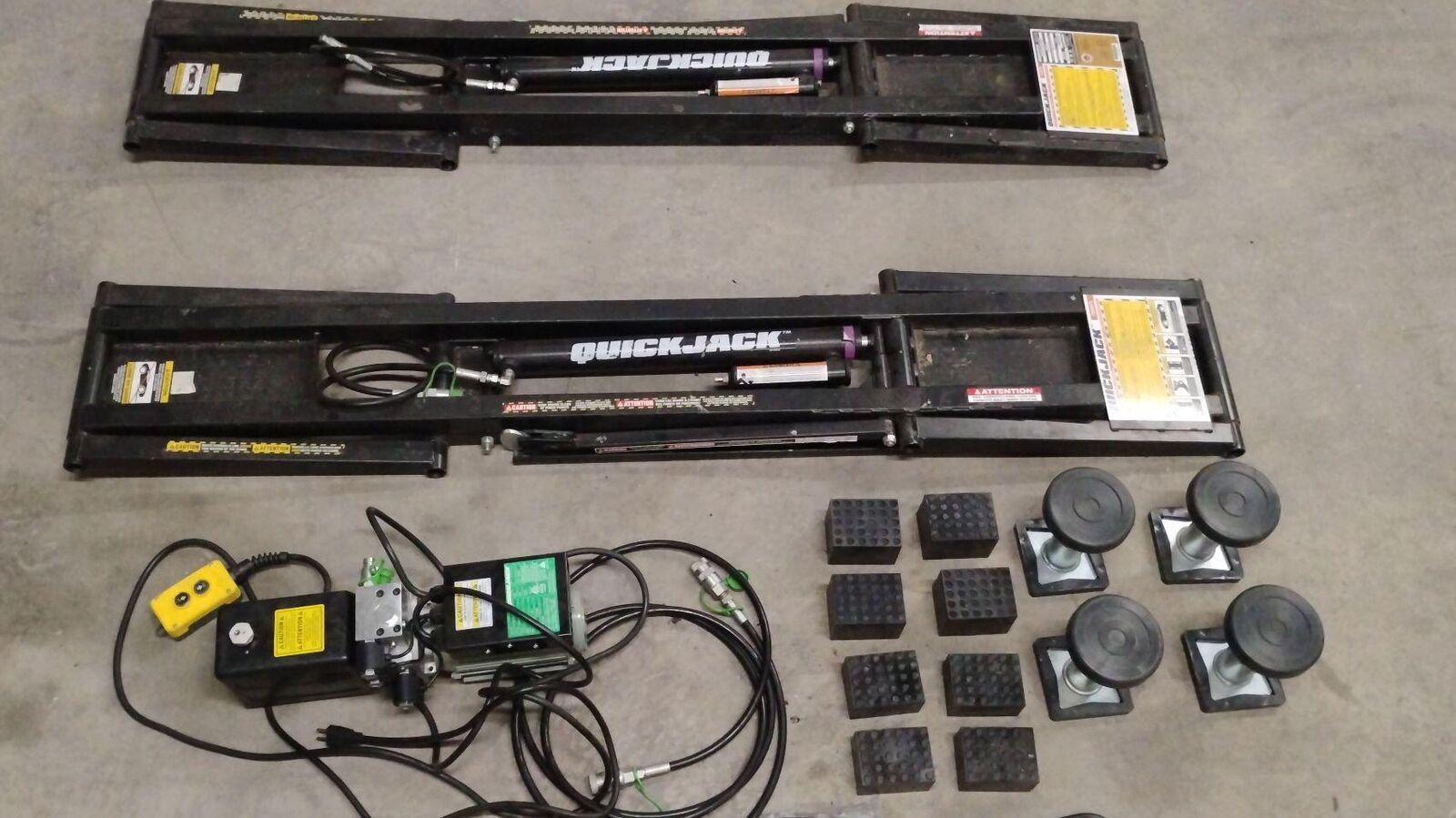 QuickJack 7000TL Portable Car Lift