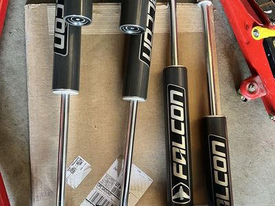 Falcon +2.5" Shocks For Wrangler JK