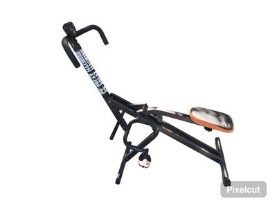 Total Crunch a multi-exercise for a full-body workout