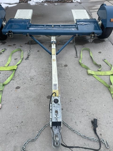 Tow Dolly - Stehl Tow Trailer with Surge Brakes, 2999lb GVWR