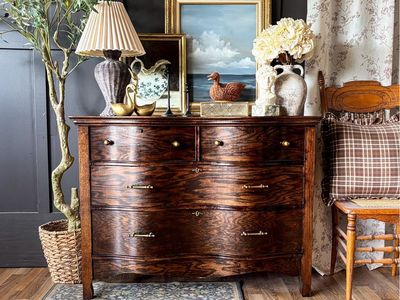 *FREE DELIVERY* Antique Dark Oak Chest of Drawers / Dresser circa 1910s–1930s