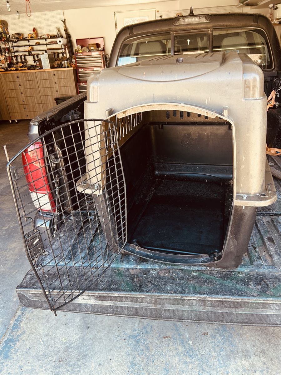 New XL poly dog crate