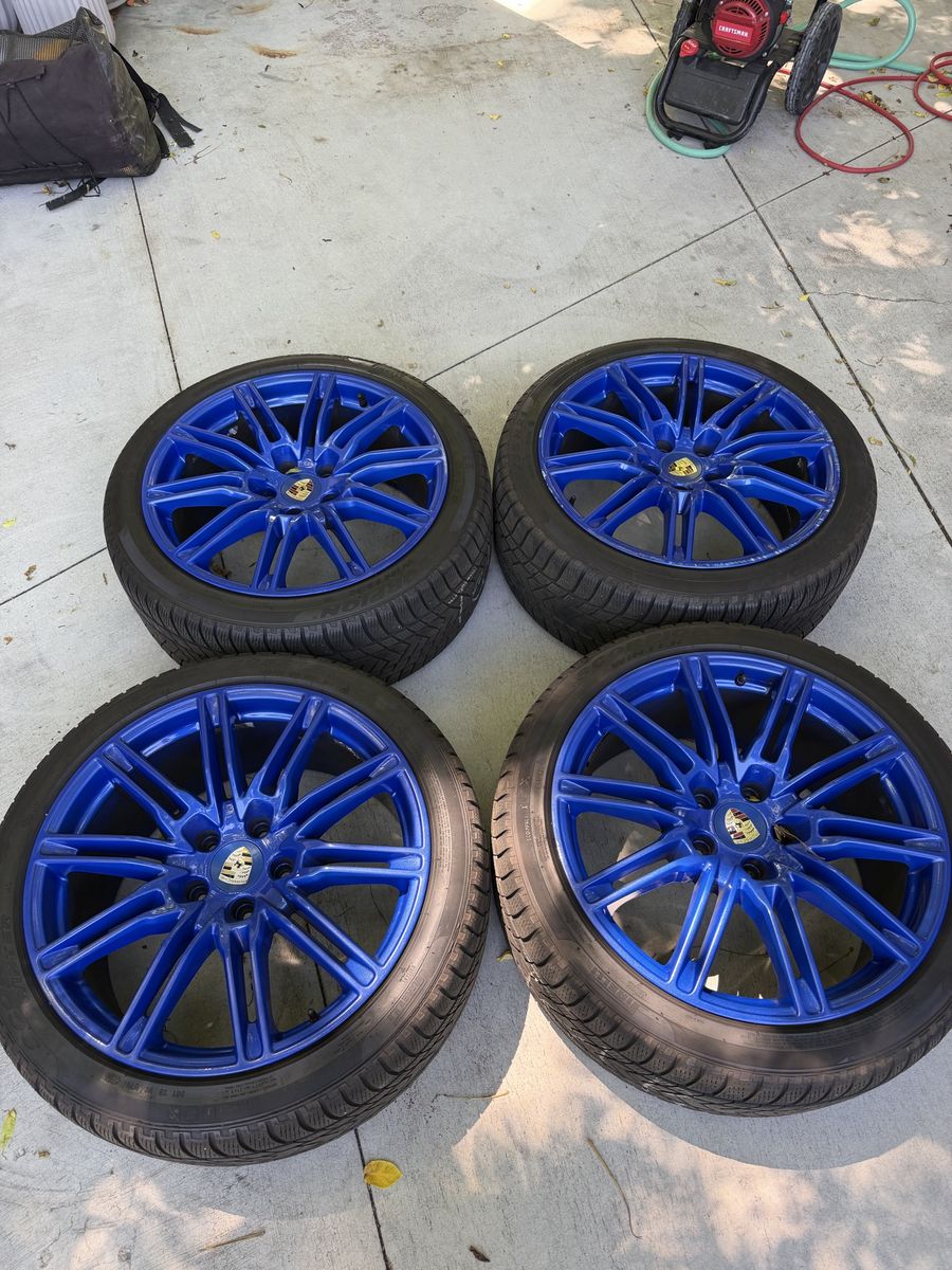 Genuine Porsche Cayenne 21” Blue Wheels & Pirelli Scorpion Winter Tires 295/35/R21