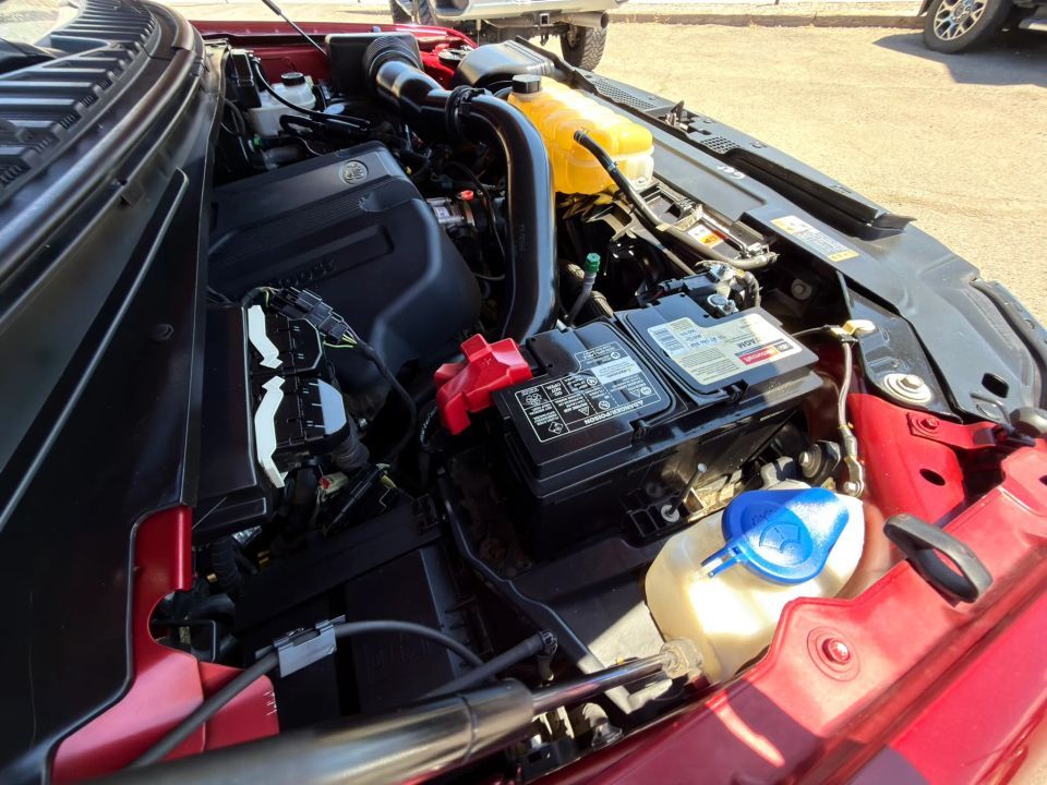 Main image 6