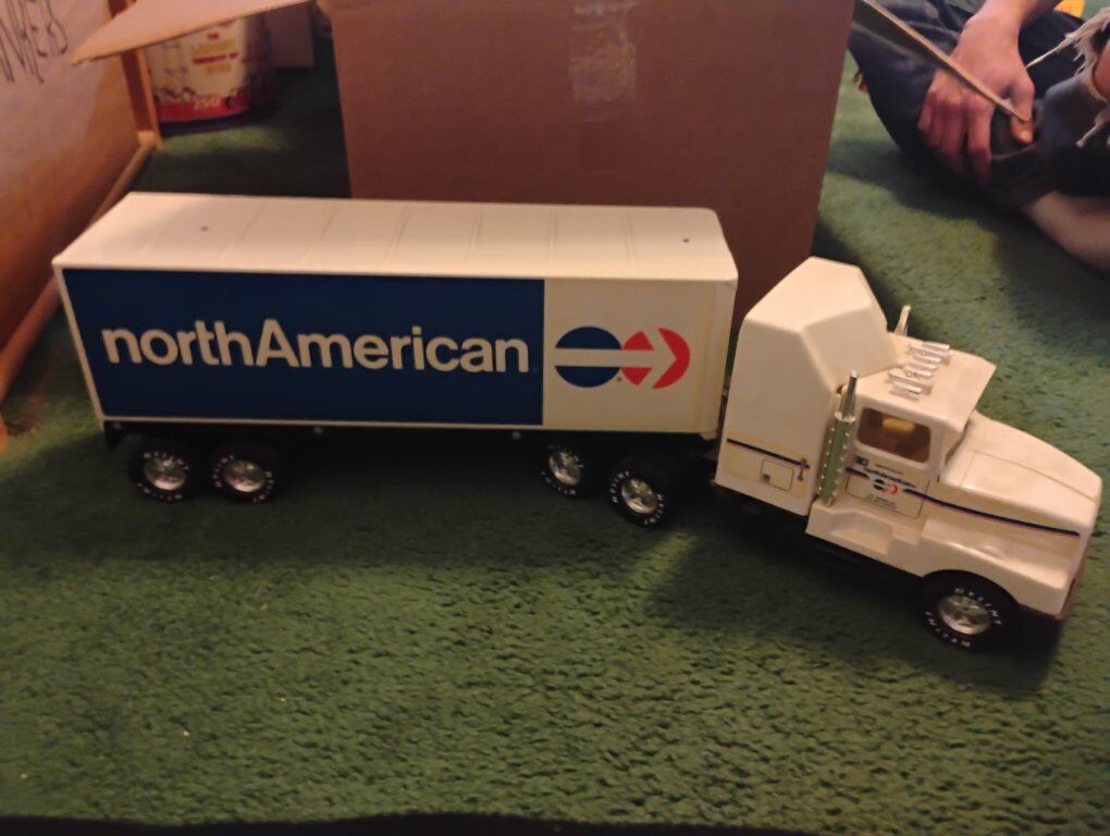 collectible diecast truck
