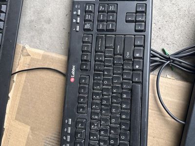 Labtec Computer Keyboard - Full-size Wired USB Keyboard with Media Keys