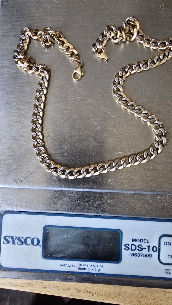 CUBAN LINK CHAIN 2400 OBO