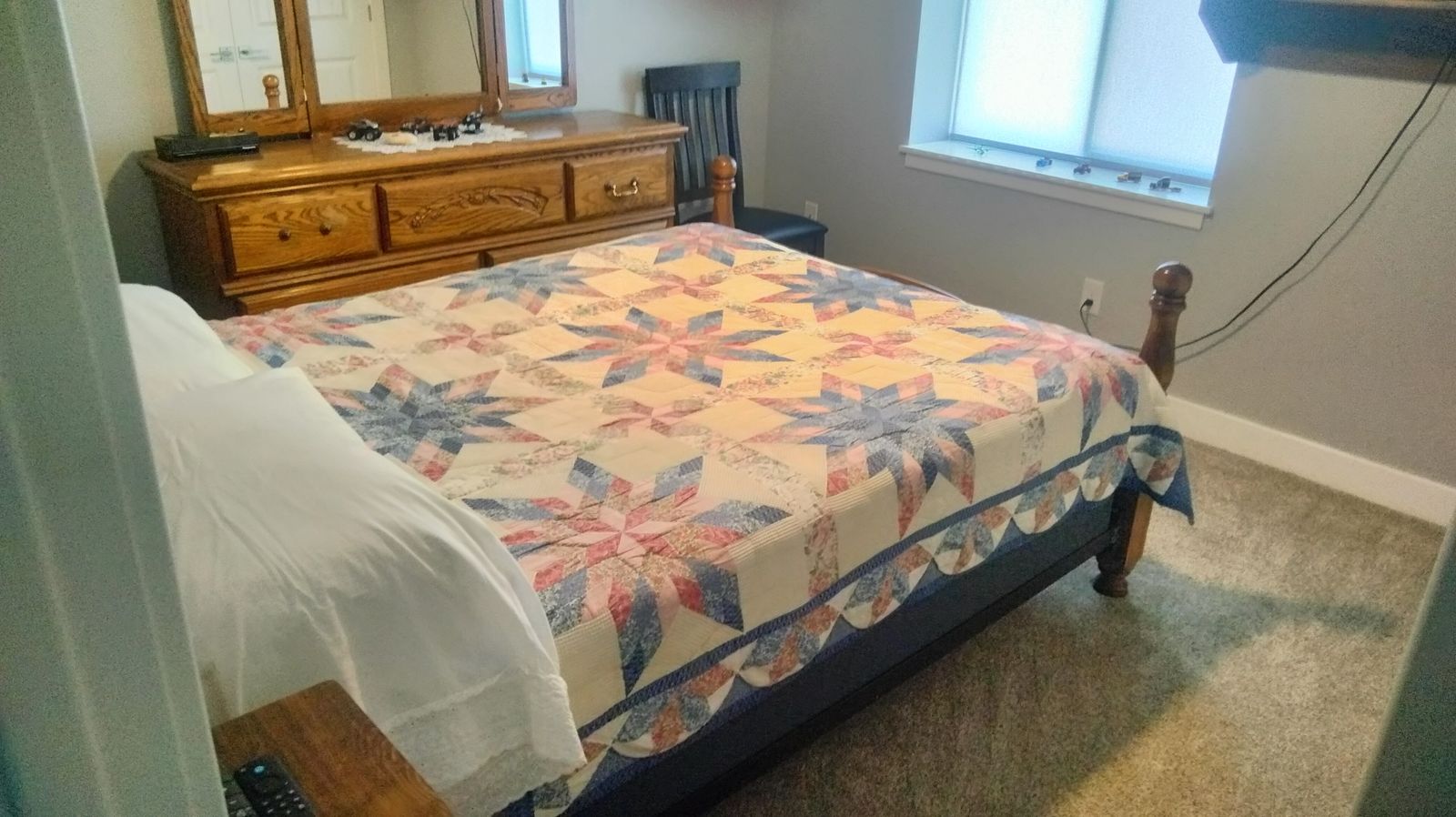 Queen size bedroom set