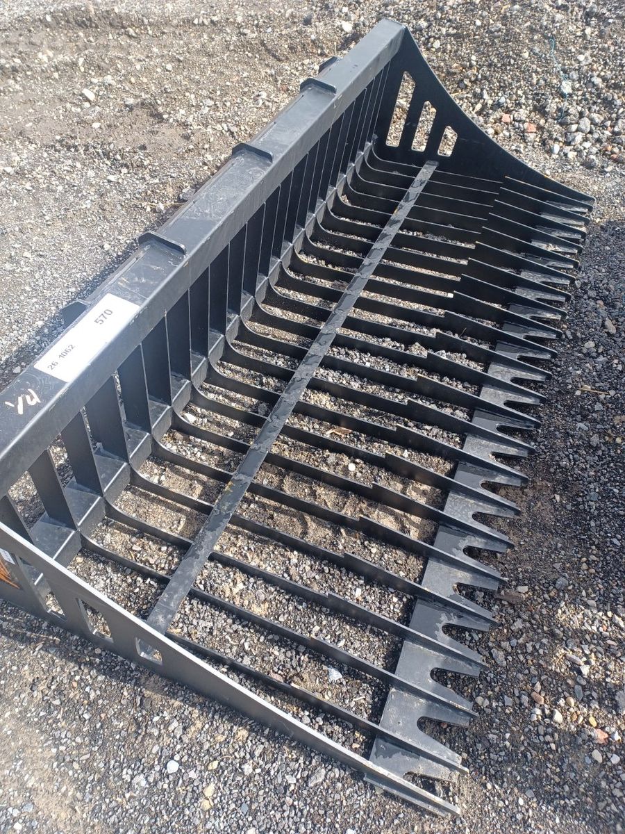 74 78 in skid steer Rock buckets