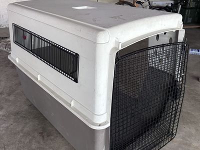 XL extra large dog kennel