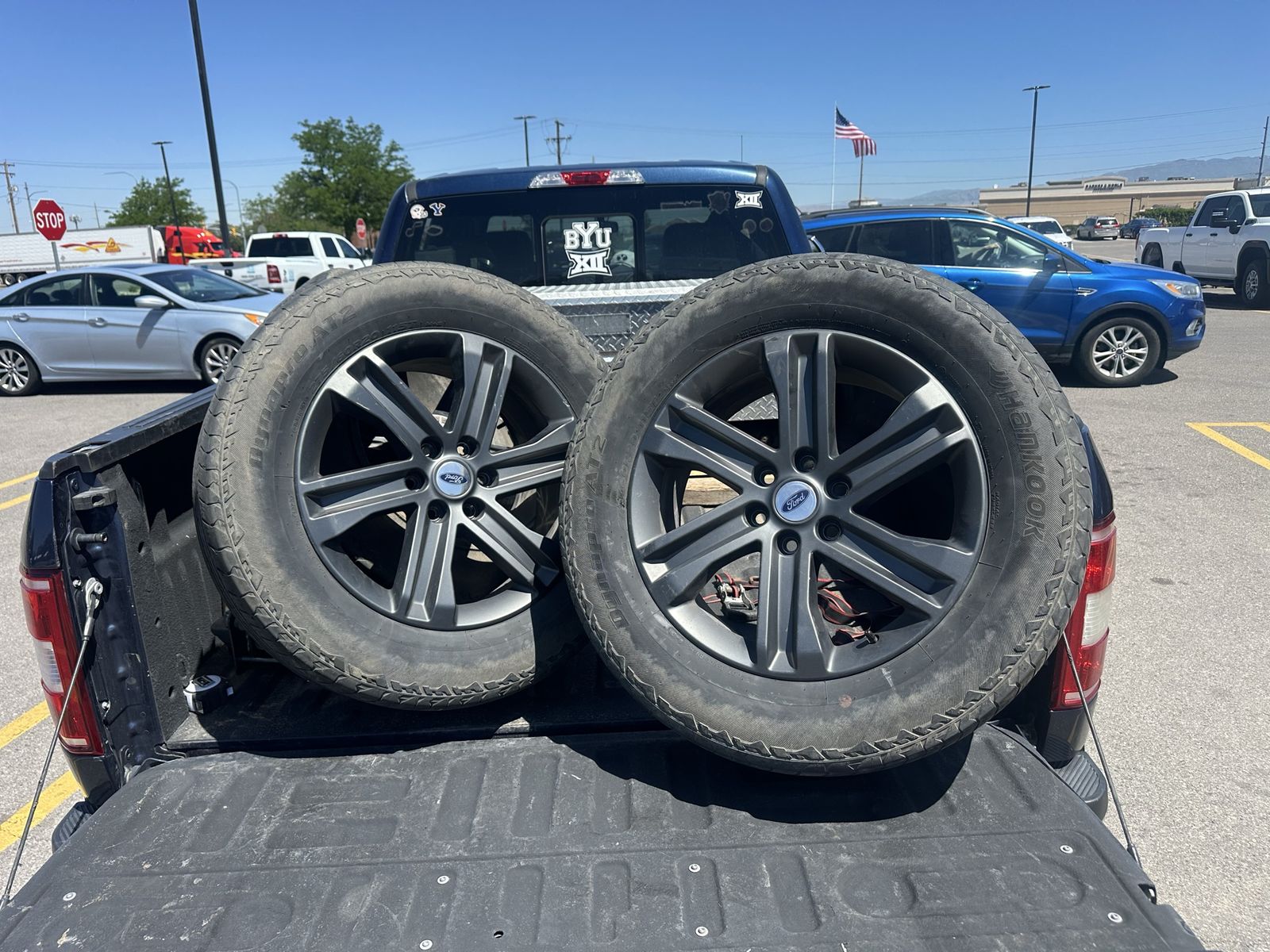 Hankook Dynapro 275/60R20 Wheels and Tires