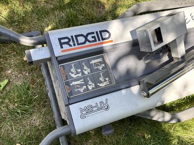 Rigid miter saw stand