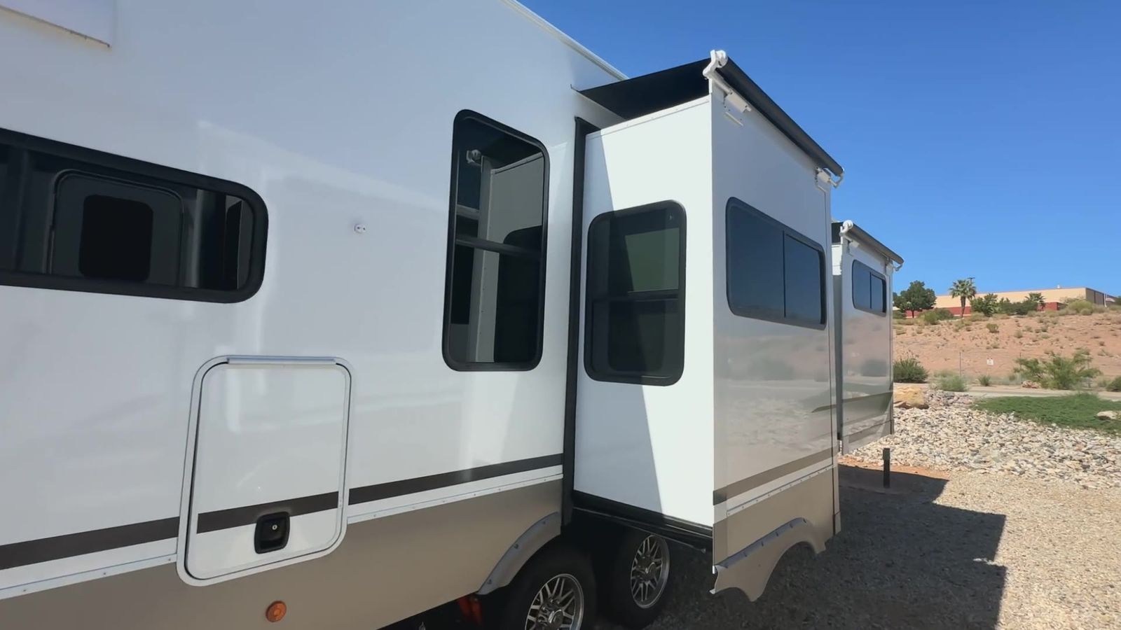 2026 Alliance RV Paradigm 395DS