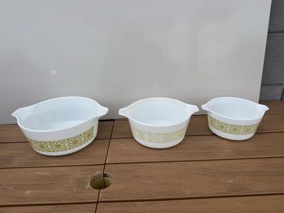 3 Pyrex Cinderella Verde Green Casserole Dishes
