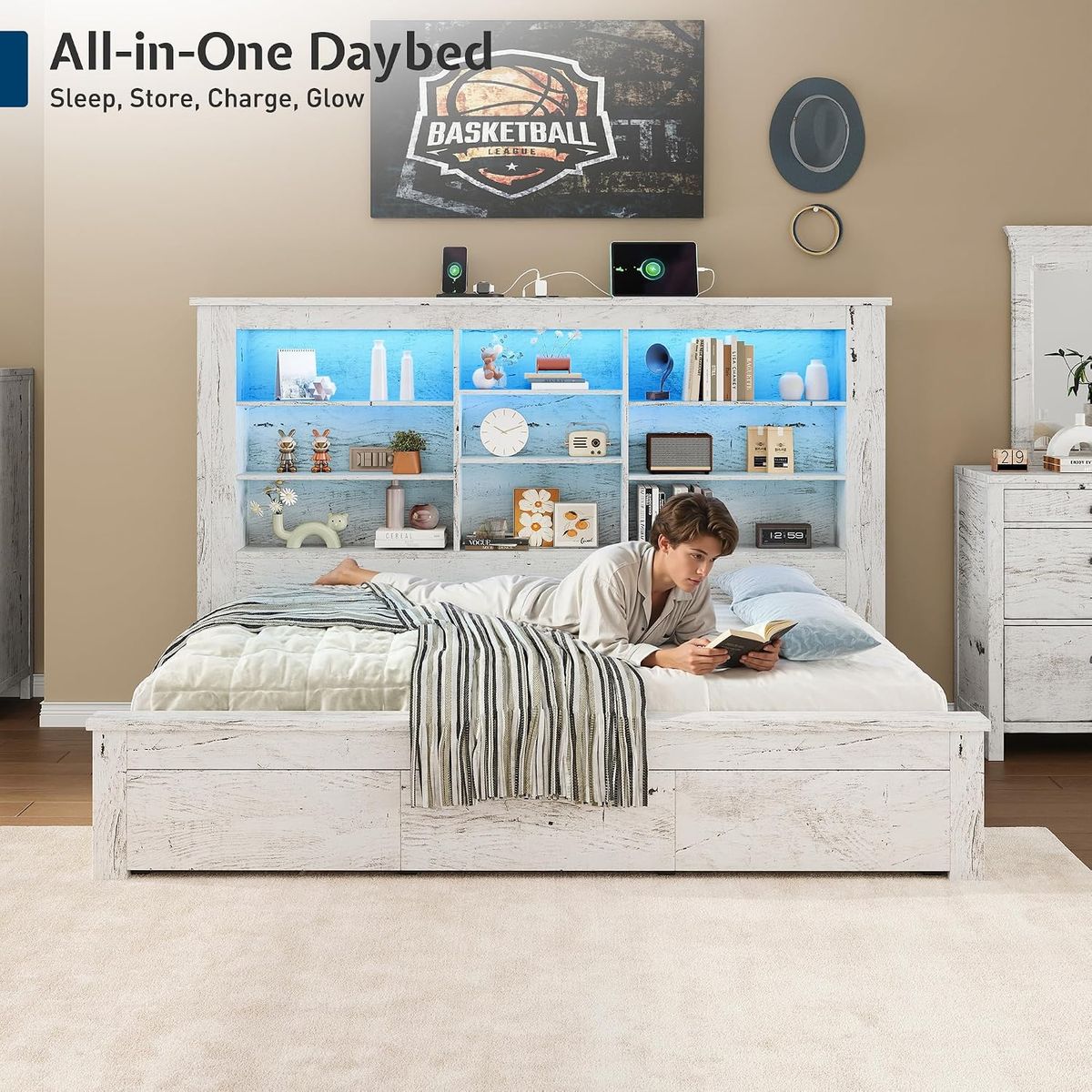 Main image 3