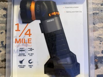 Nebo Luxtreme 1/4 mile 500-Lumen Rechargeable Spotlight