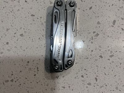 Leatherman Wingman Multi-Tool - Stainless Steel, 14 Tools, Used Good Condition