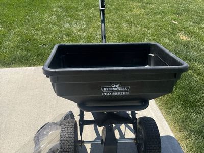 GROUNDWORK PRO SERIES Walk-Behind Broadcast Spreader