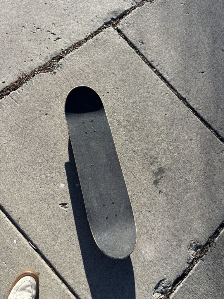 skateboard