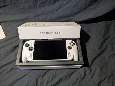 ASUS Rog Xbox Ally 1080p 120Hz Touchscreen Gaming Handheld, AMD Ryzen Z2 A, 16GB LPDDR5, 512GB, White