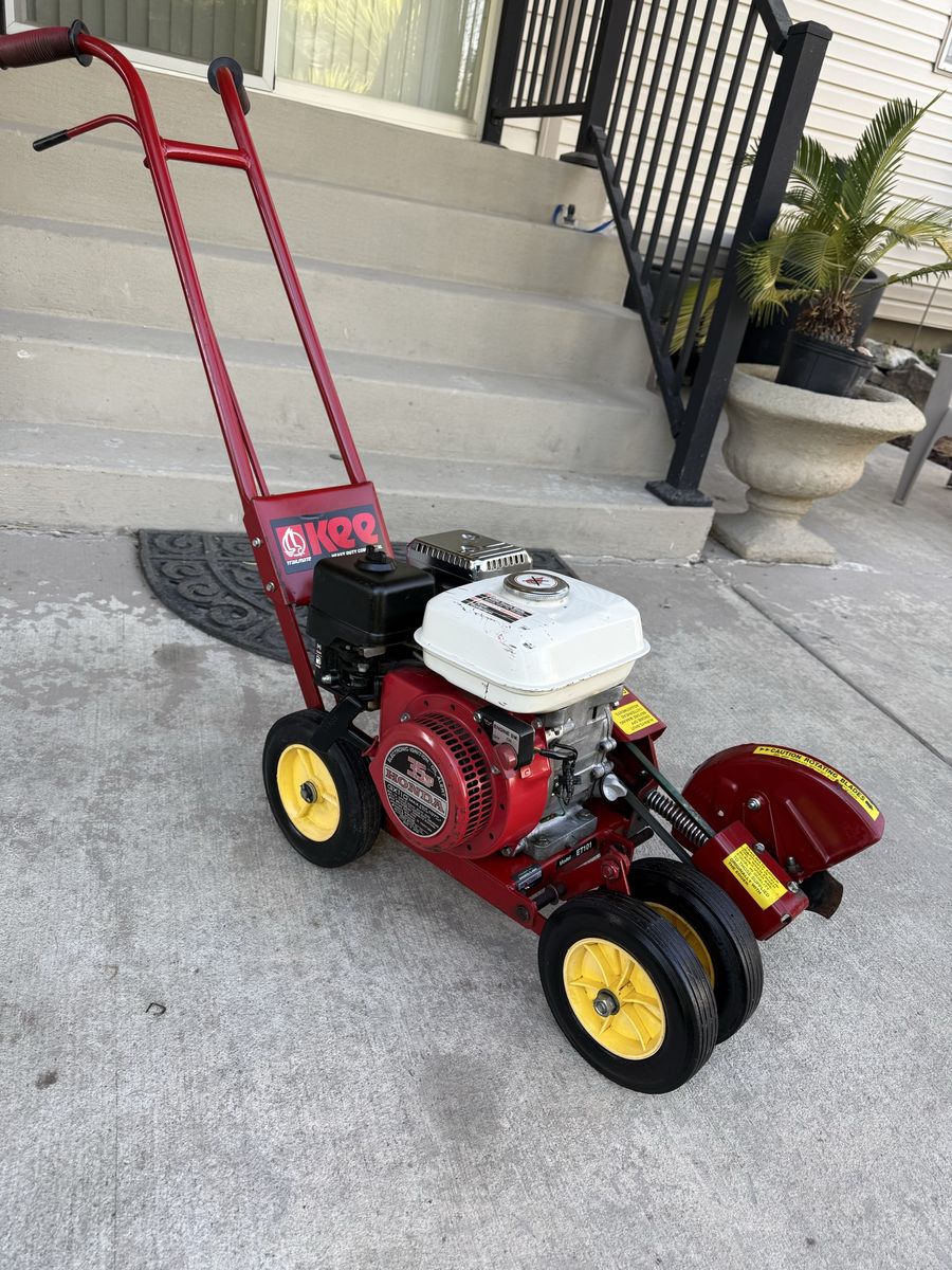 Commercial Edger Honda