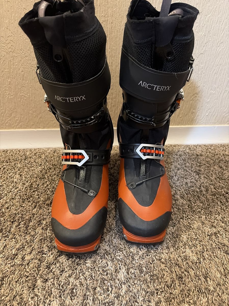 Arc'teryx Procline Carbon Backcountry Ski/Climbing Boots