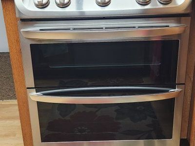 LG Stainless Steel Double Oven Gas Range with EasyClean and Convection
