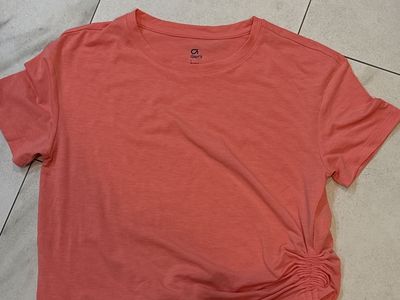 Gap Size, Large Moisture Wicking Shirt