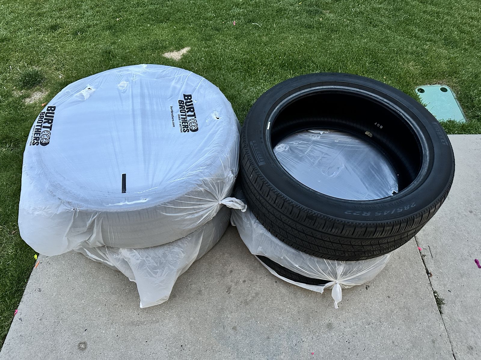 Pirelli Scorpion AS Plus 3 - 285/45R22