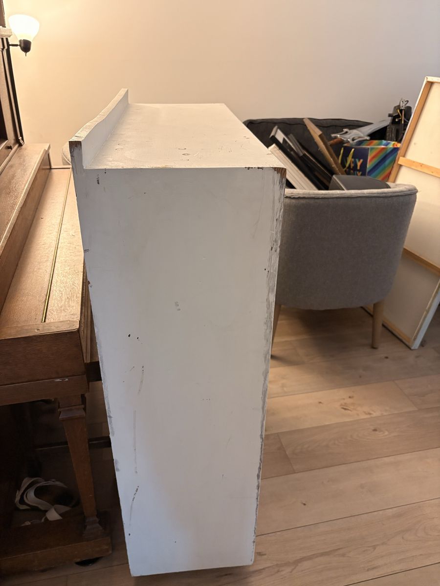 Main image 2