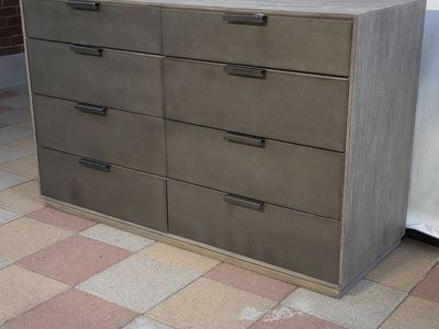 8 Drawer Dresser