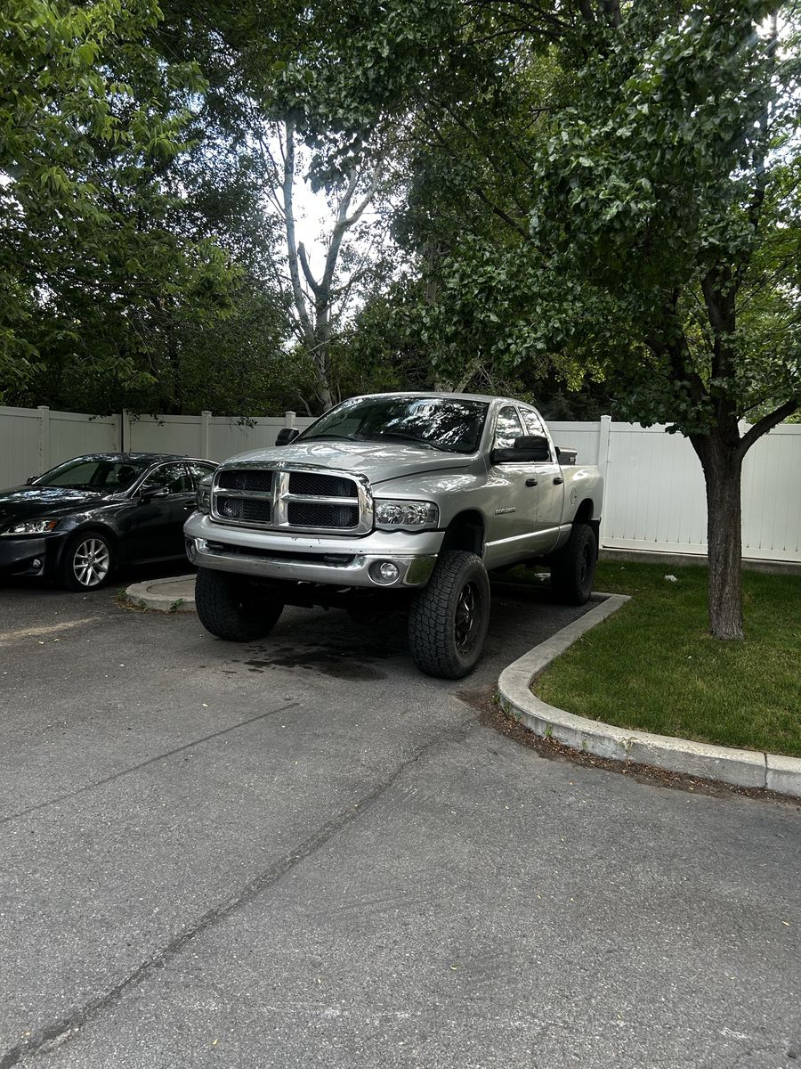 2005 Dodge Ram 2500 Laramie