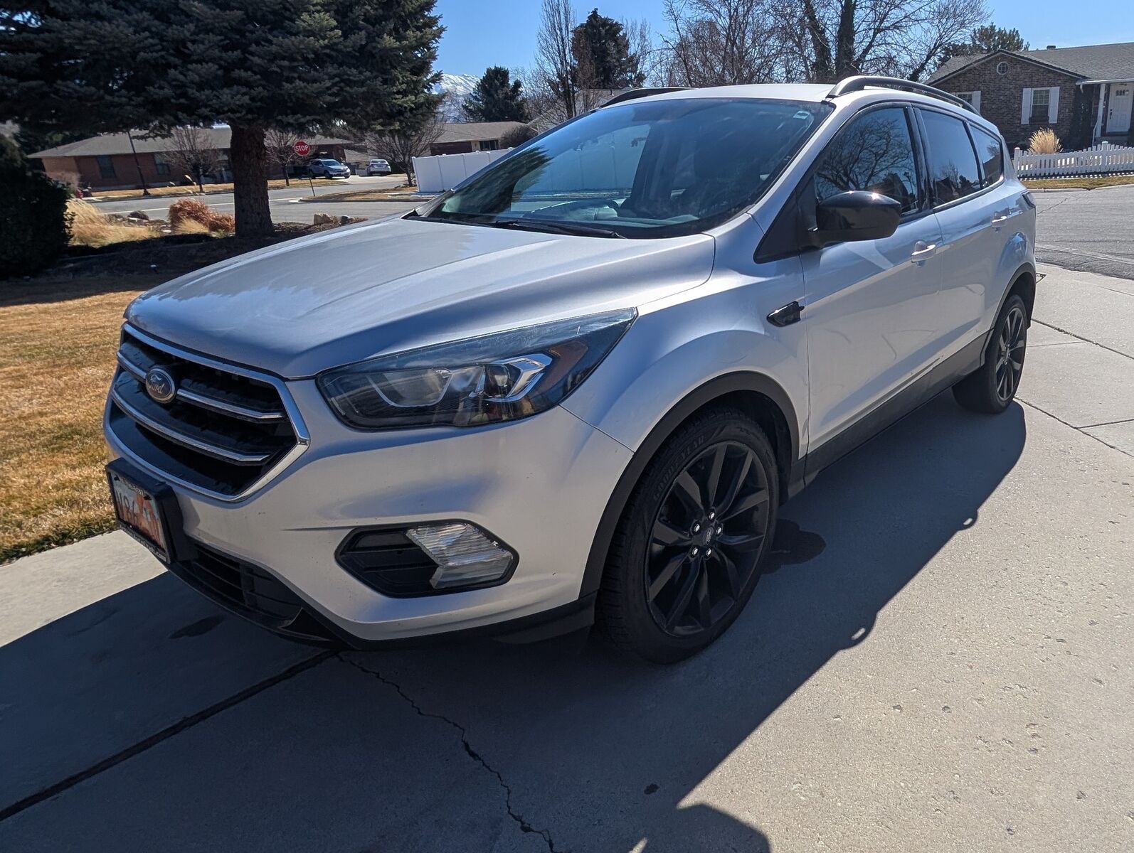 2017 FORD ESCAPE SE