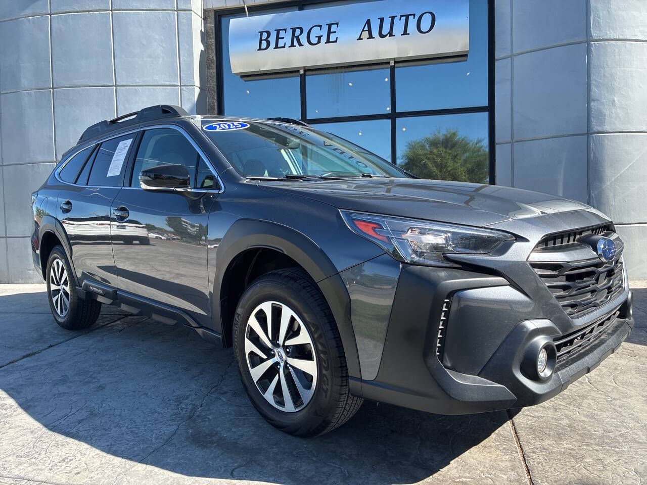 2025 Subaru Outback Premium