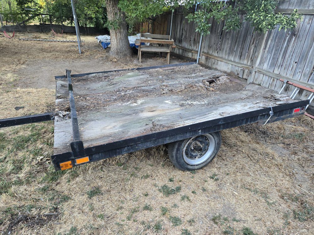Snowmobile or utility trailer