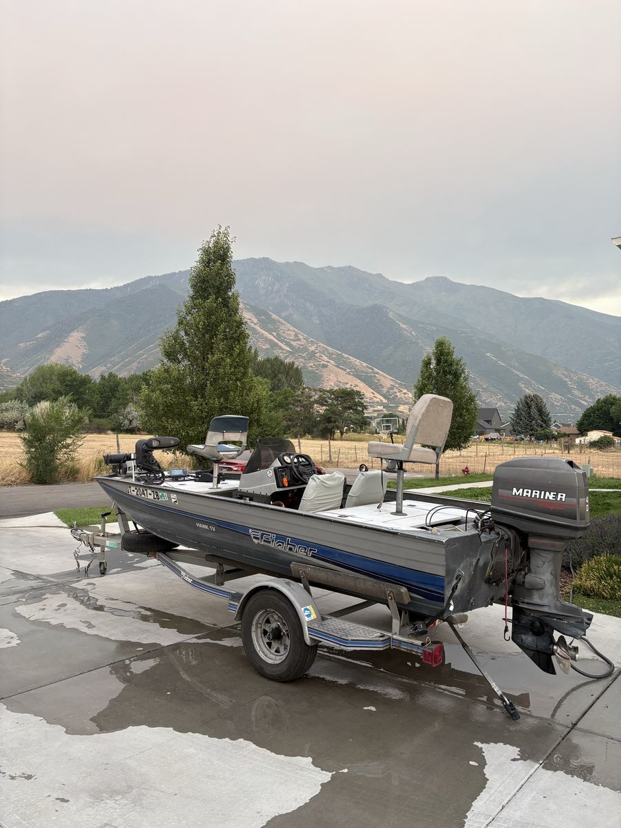 Aluminum fisher hawk fishing boat