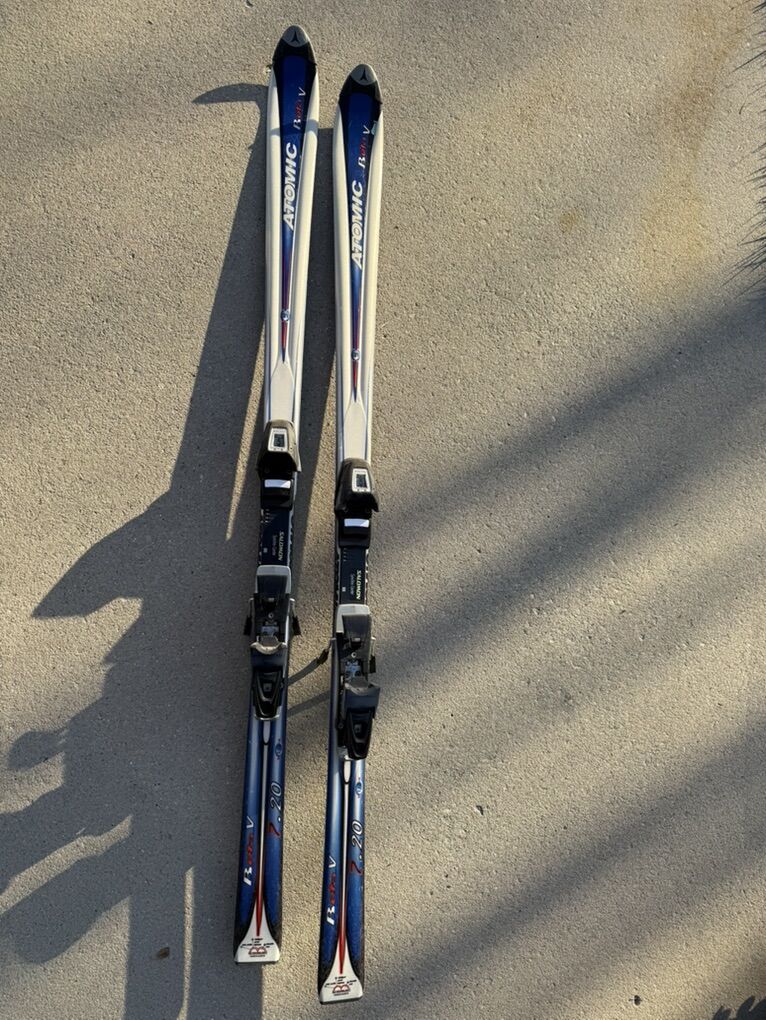 Atomic Beta V 7.20 Downhill Skis 170 Salomon Bindings